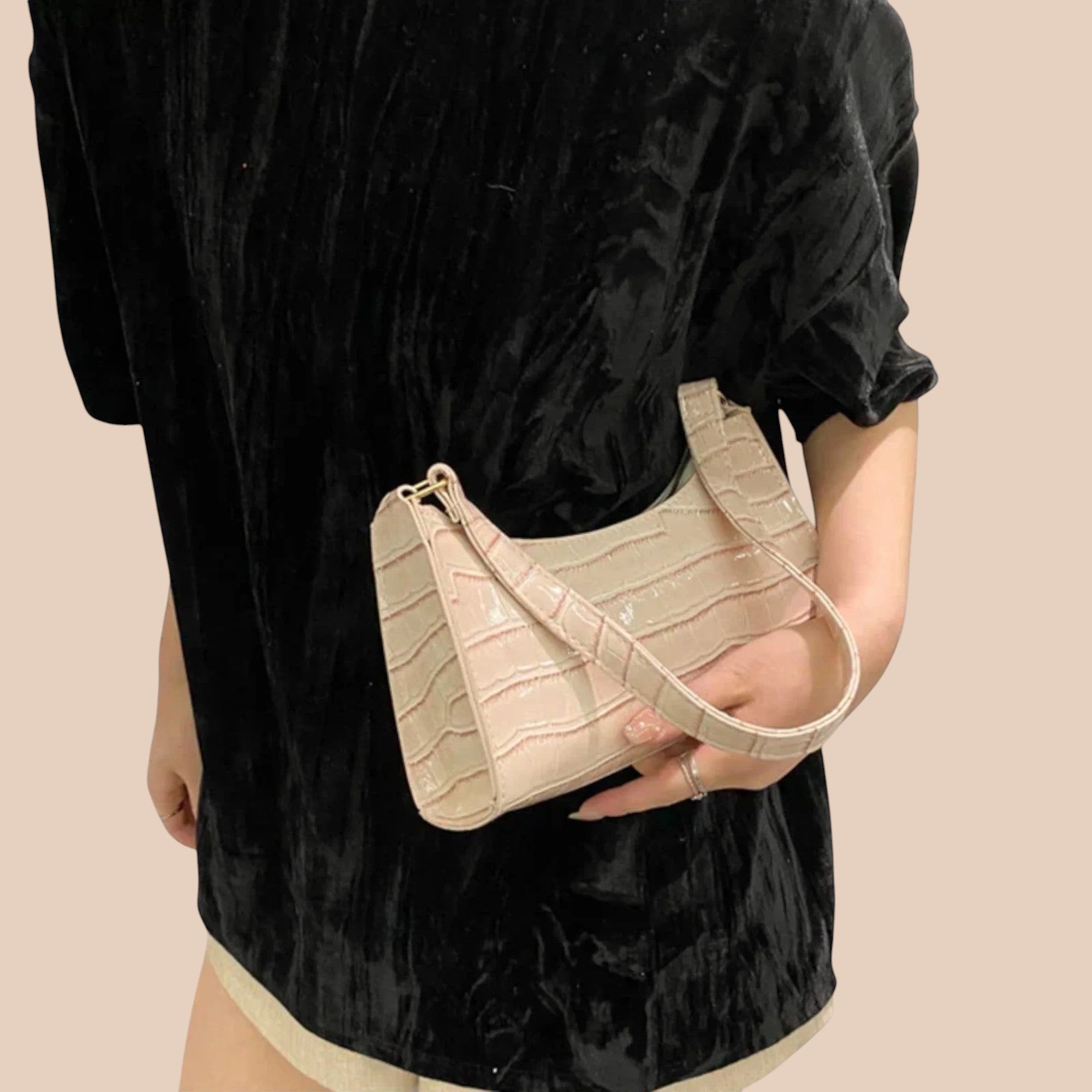 Eline. Bolsa de Couro Brilhante
