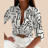 Blusa com colarinho clássico