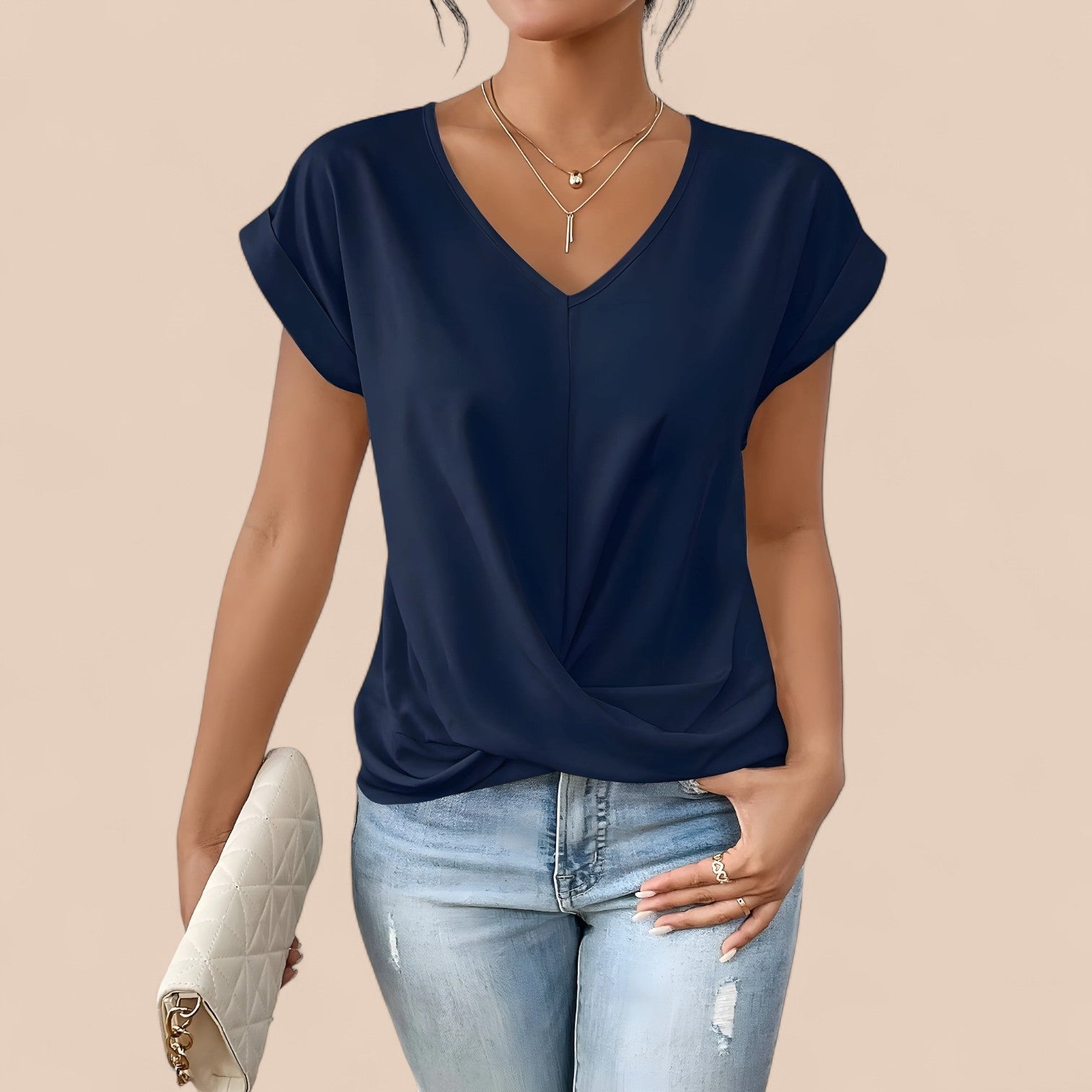 Vitória – Blusa com Decote em V