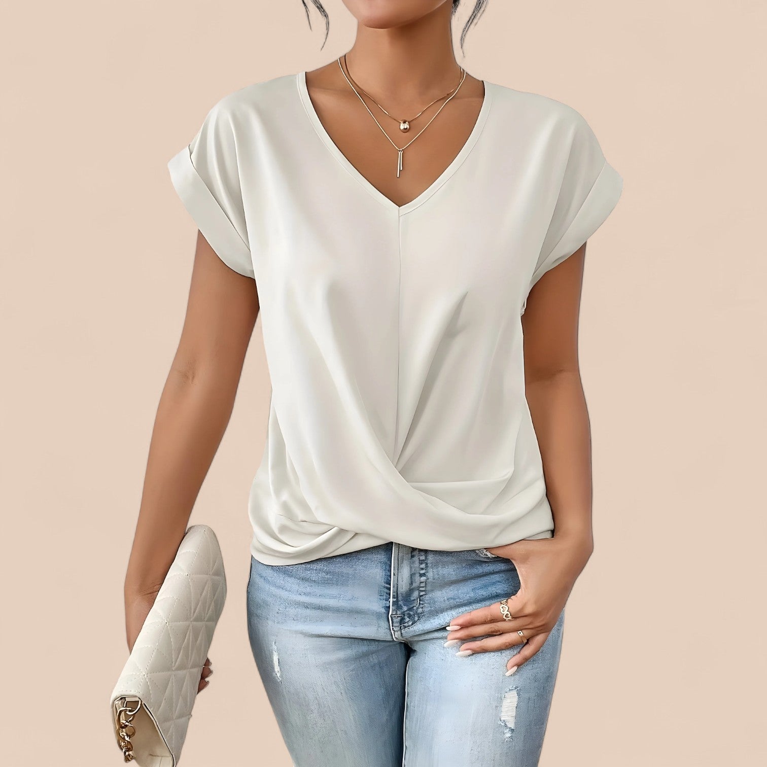 Vitória – Blusa com Decote em V