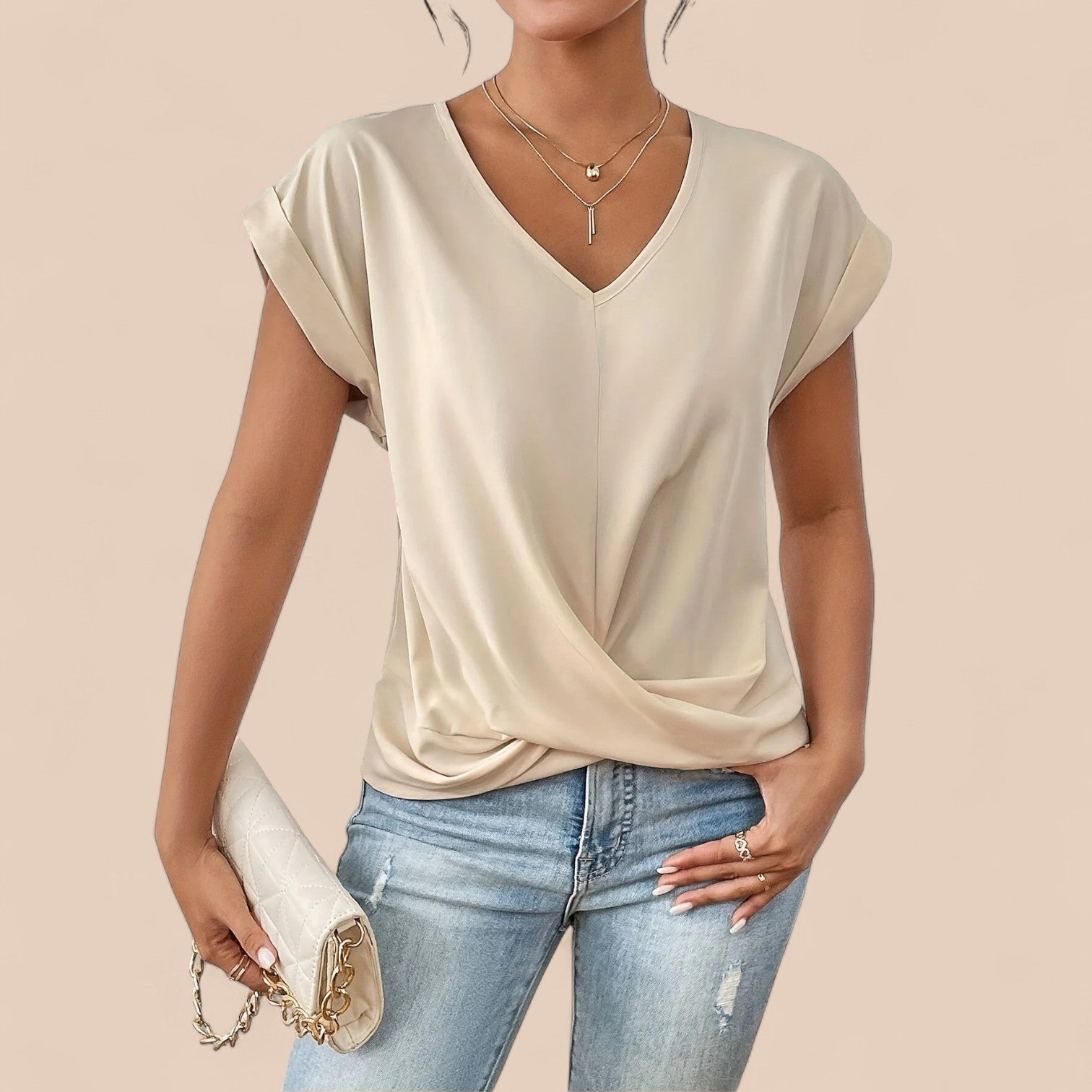 Vitória – Blusa com Decote em V