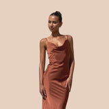 Leonor - Vestido comprido de cetim