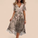 Olga - Vestido de senhora com decote em V